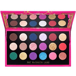 Mthrshp Mega: Celestial Nirvana - Palette De Fards À Paupière